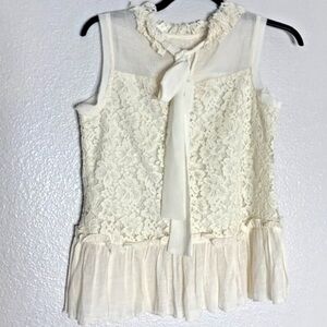 Adiva sleeveless lace blouse top